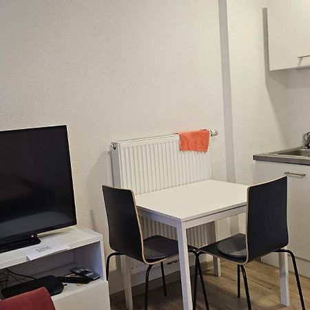 Zimmer In Wuerzburg Stadtmitte Экстерьер фото